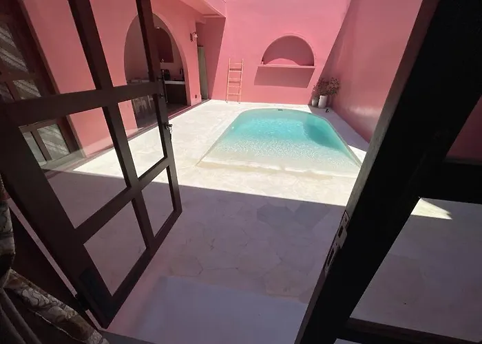 Va Bali Villa *